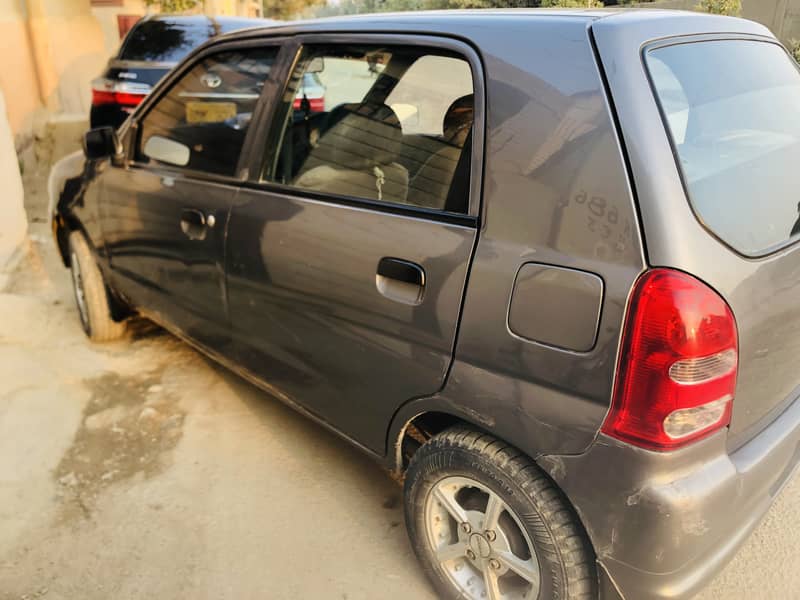 Suzuki Alto 2011 3