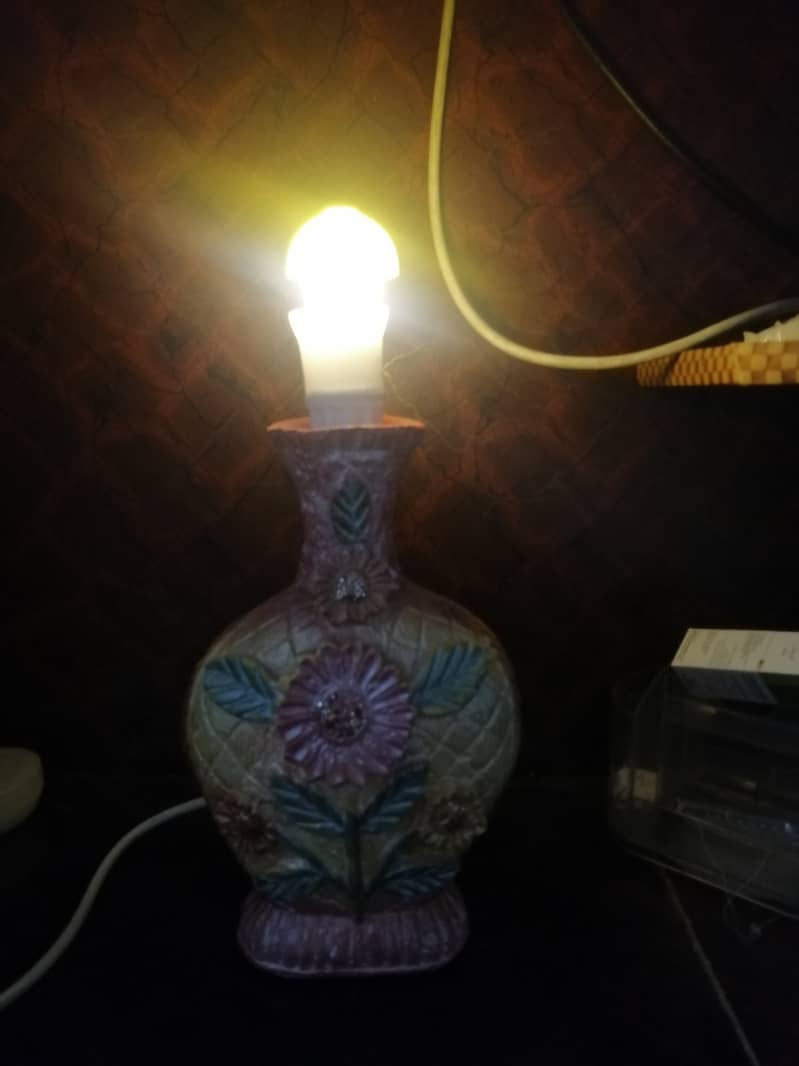 Table lamp 3