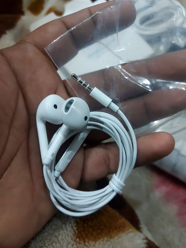 Original Chargers + Cables 7