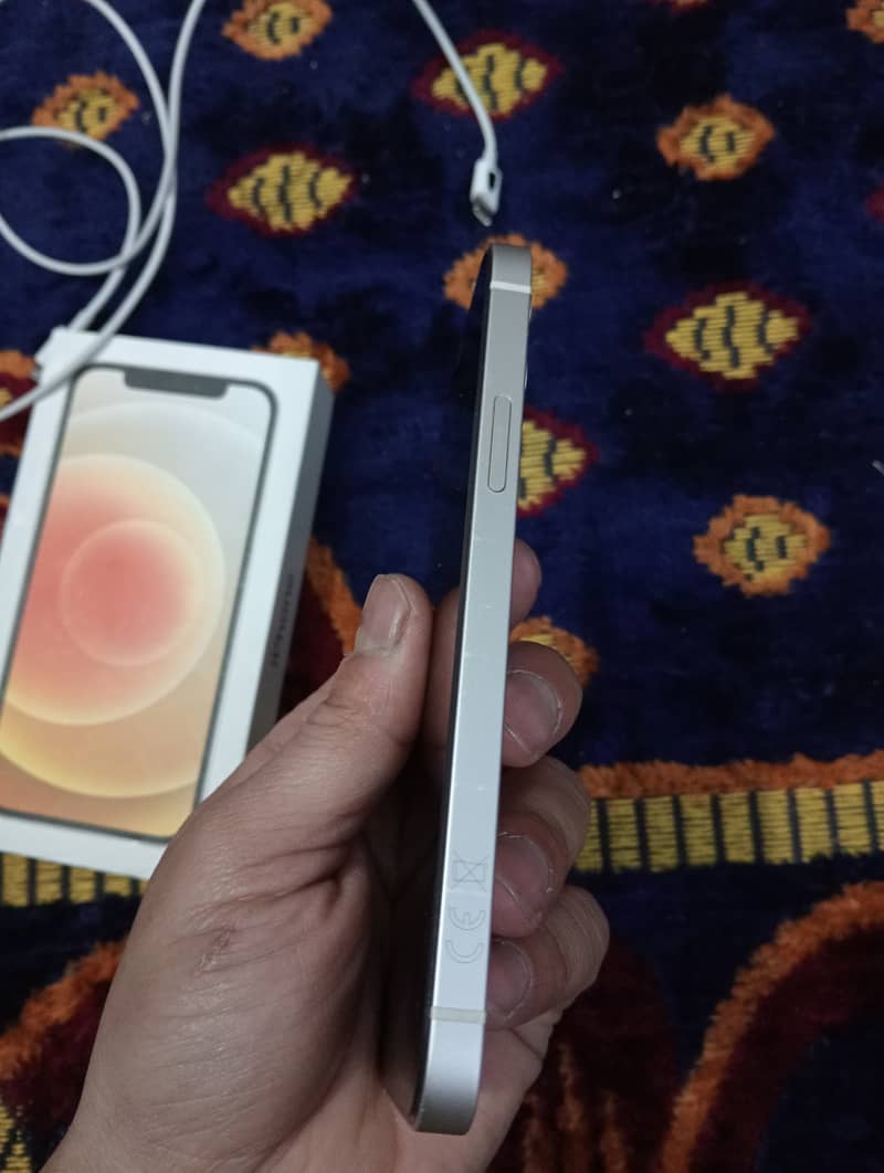 iPhone 12  64Gb non pta  packing availb 7