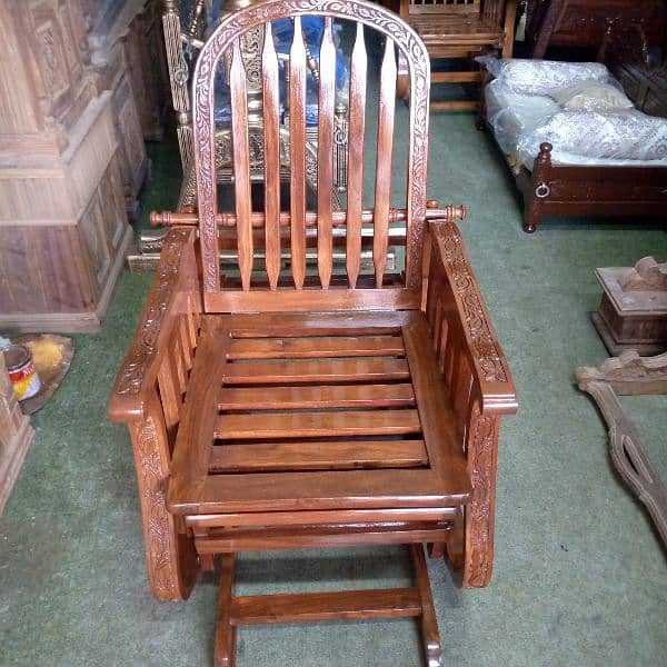 solid wood chair 0