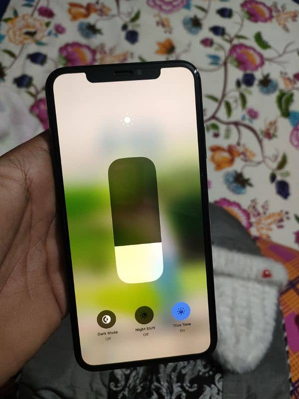 Iphone Xs Max factory unlocked 5