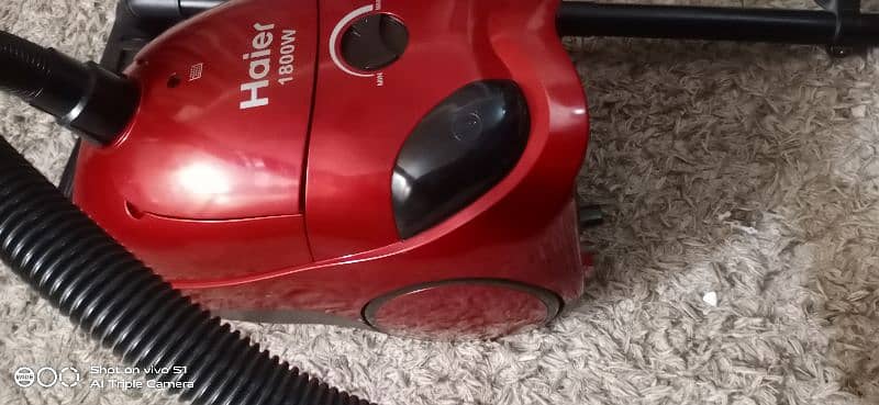 Hier Vaccum Cleaner 1800w 1