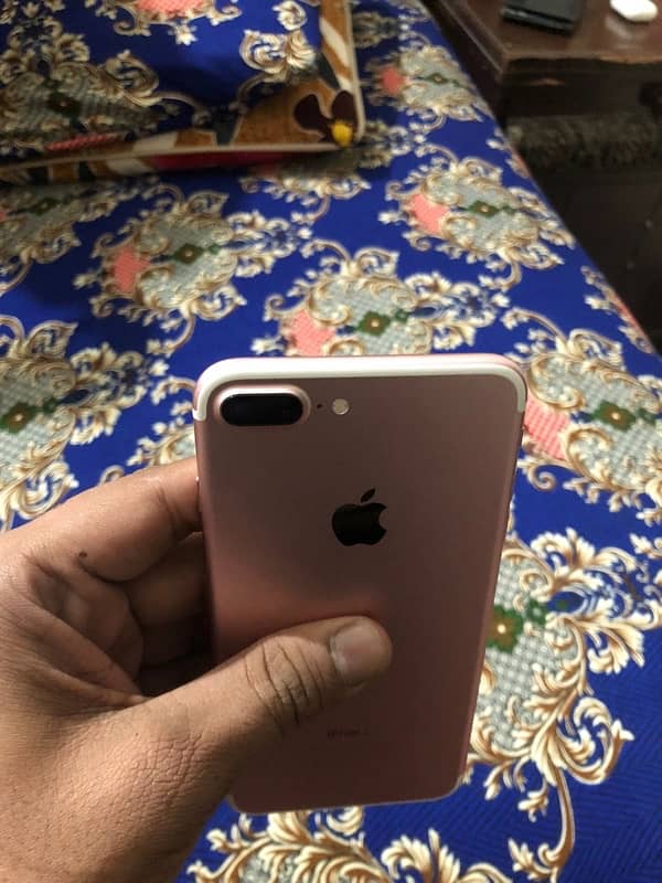 iPhone 7 Plus 128gb 2