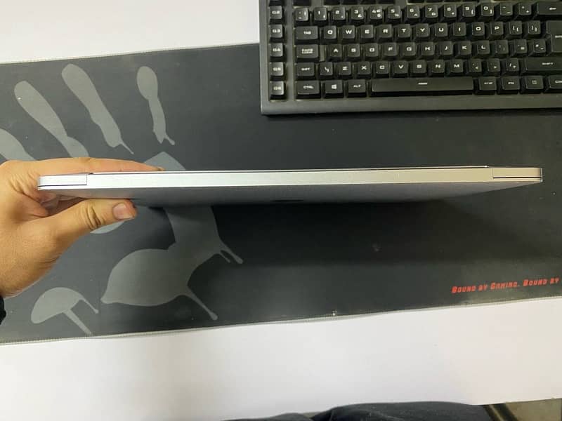 MacBook Pro 2017 13 8/256gb 2