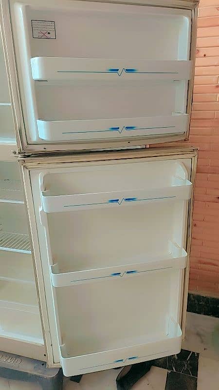 Haider refrigerator medium size 2