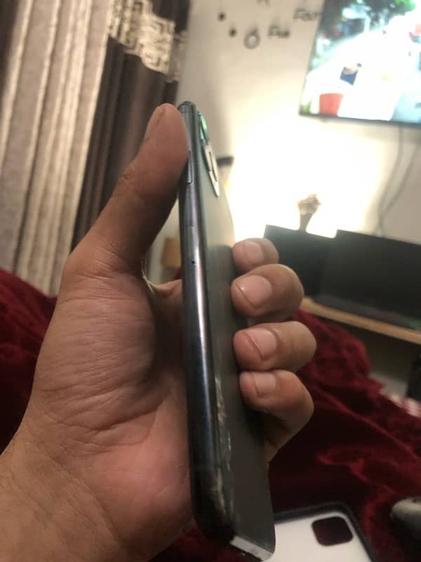 iPhone 11 pro max 64gb 3