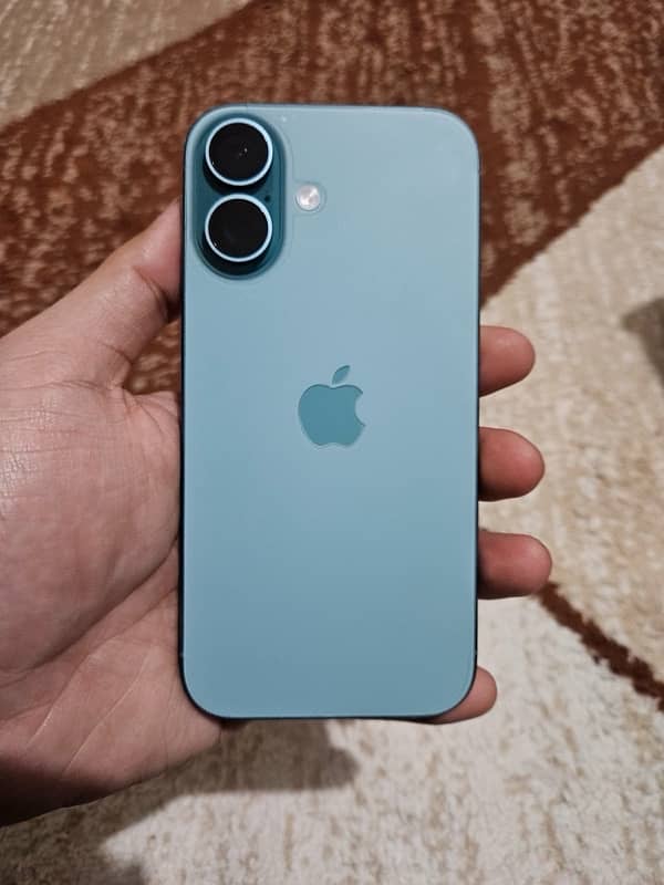 iphone 16 Teal 0