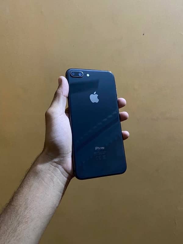 iPhone 8 Plus official approved 3