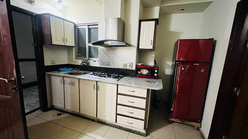 One bedroom furnished apartments available for rent 6