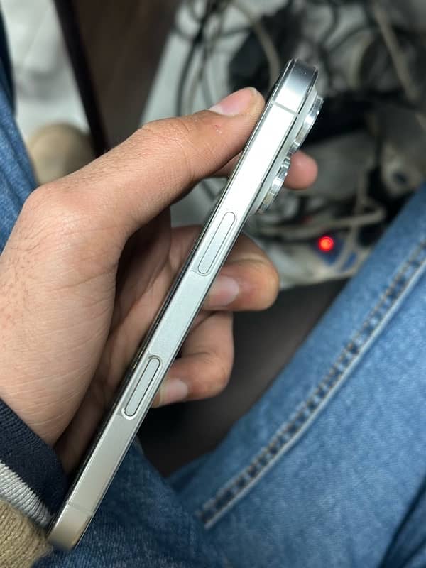 iphone 16 pro 128GB 2