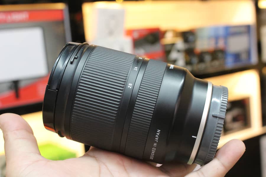 Tamron 17-28mm F2.8 Lens (Full Frame Sony) 2