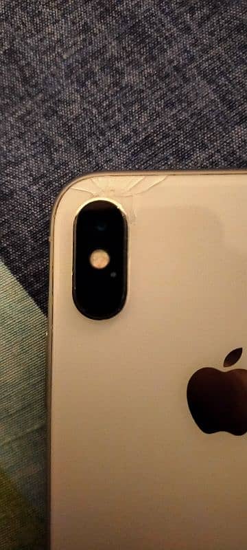 Iphone x 64gb read ad 6