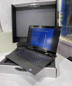 Alienware laptop M15 R2