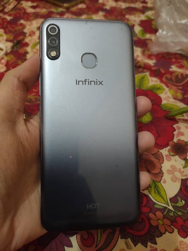 infinix hot 8 lite 1