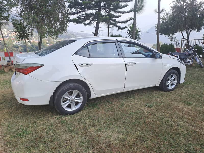 Toyota Corolla GLI 2015 Automatic 1.3 2