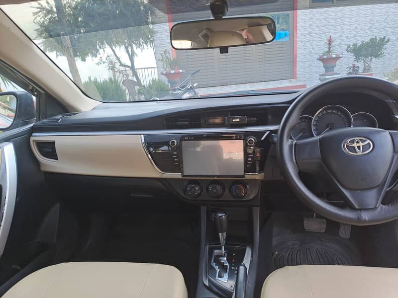 Toyota Corolla GLI 2015 Automatic 1.3 10