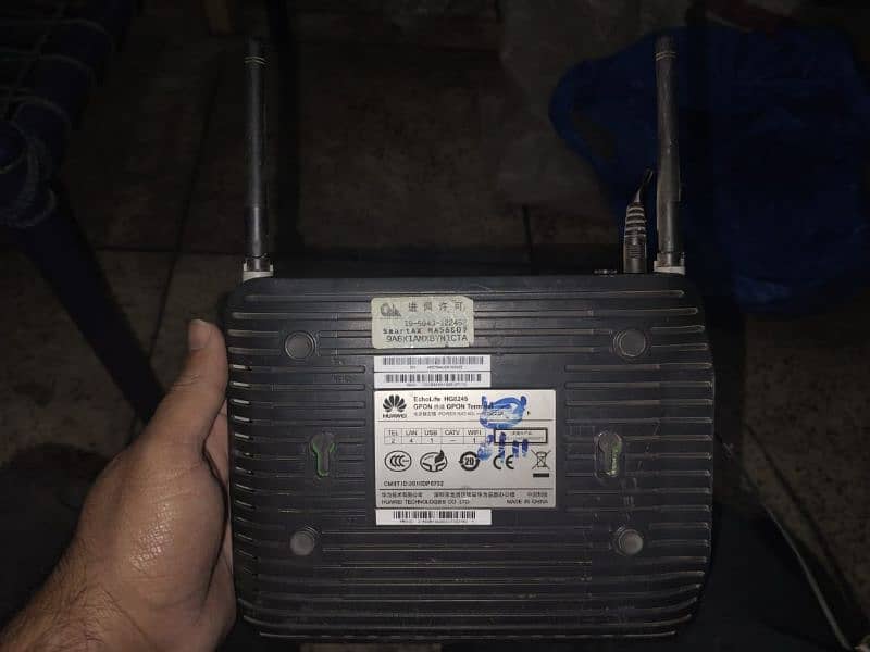 Huawei Double Anteena Fiber Port Router/ Modem. With 30 Meter  Wire 1