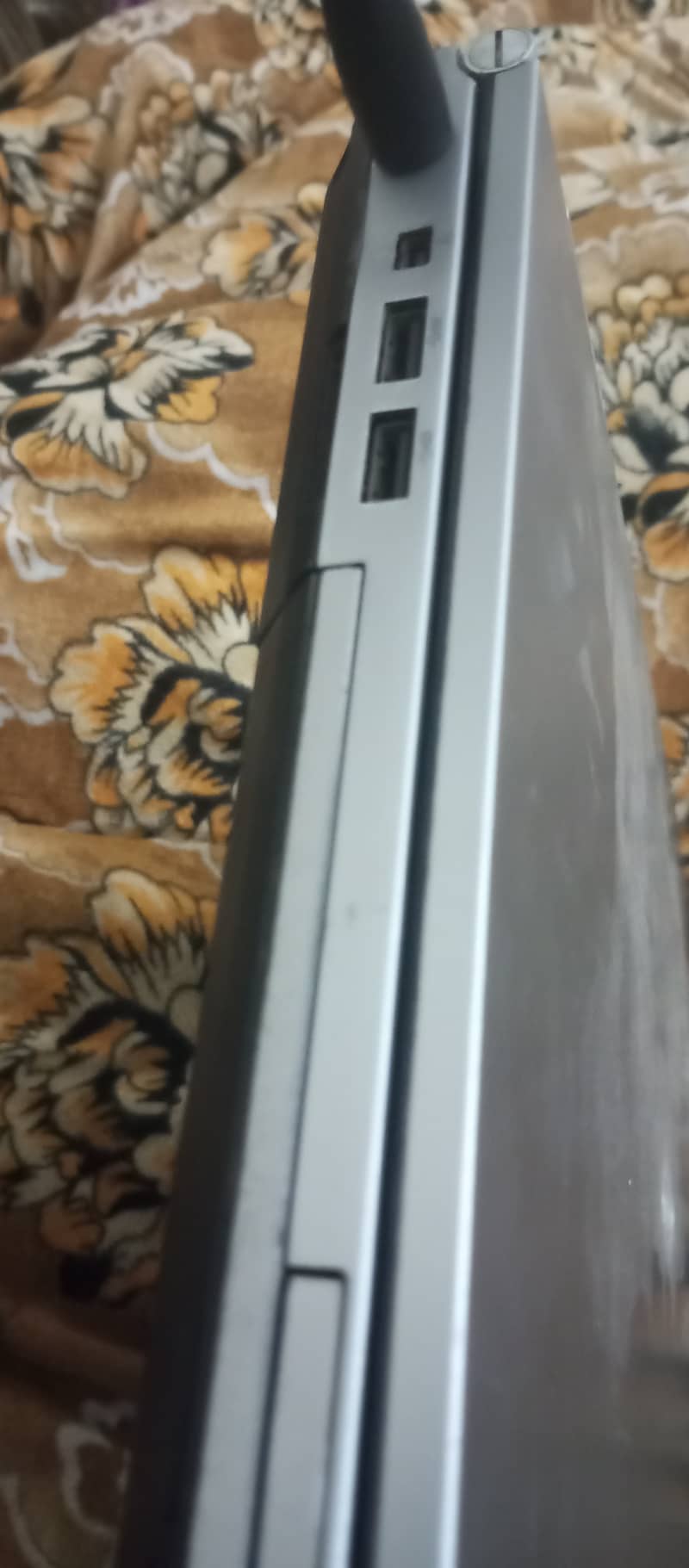 Laptop for urgent sale 1