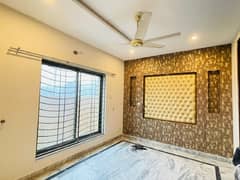 8 Marla Upper Portion Available for Rent In Umar Block Bahria Town Lahore