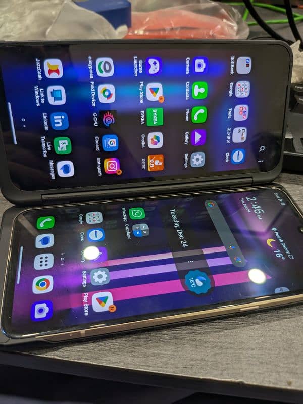 LG V60 Official PTA with Dual Screen. 3