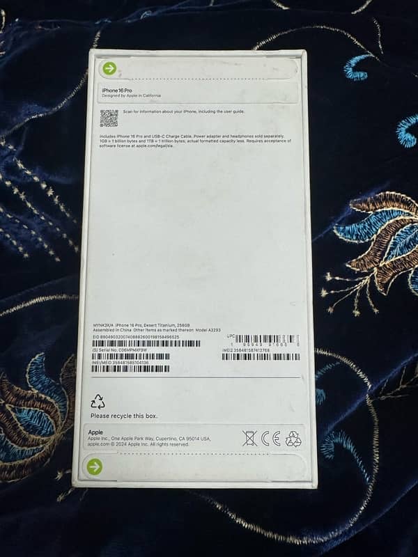 iphone 16 pro 256gb desert titanium 1