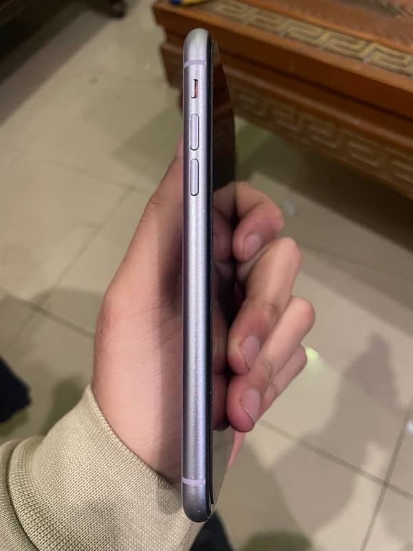 iphone 11 64gb 4