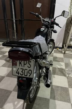 Suzuki GS 150 only 2949kms Zero miter condition