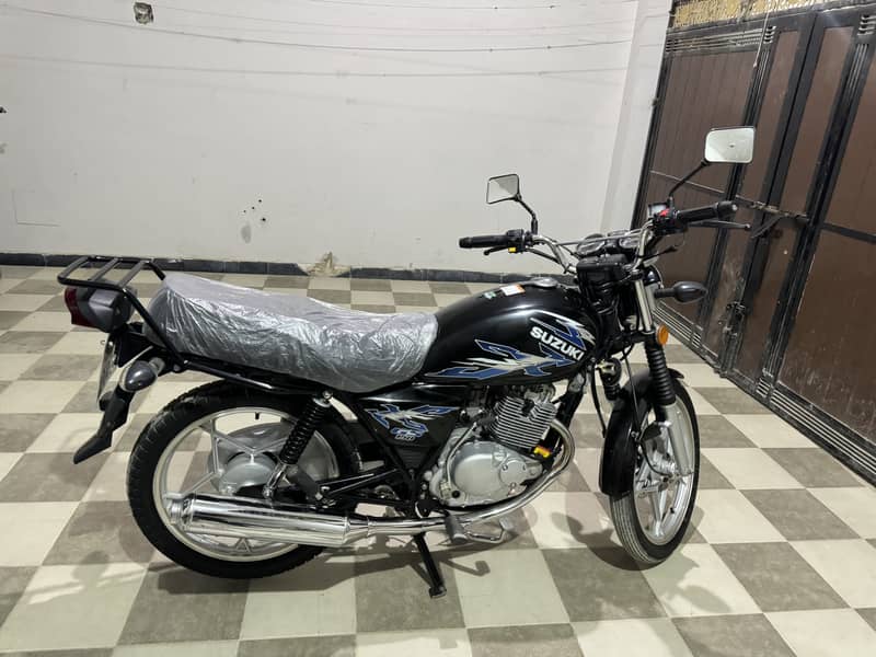 Suzuki GS 150 only 2949kms Zero miter condition 0