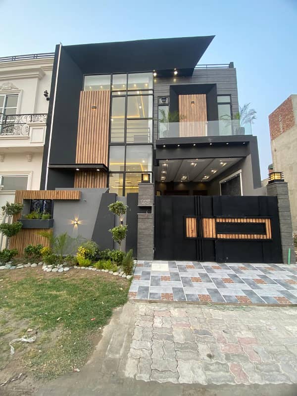 5 Marla brand new moern elevation house for sale royal orchard multan 0