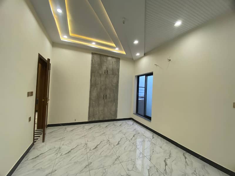 5 Marla brand new moern elevation house for sale royal orchard multan 11