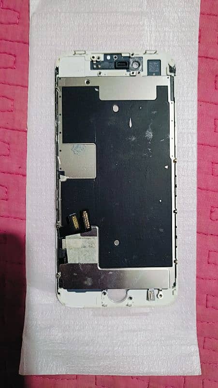 iPhone 8 LCD Panel Genuine cell phone Pulled 1