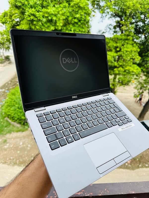 Dell Latitude 5410 core i7-10th Generation 4