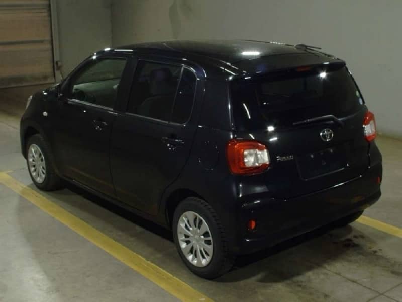 Toyota Passo XLS 5