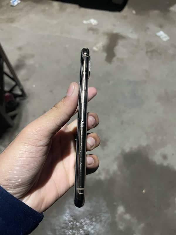 i phone xs dual pta 5