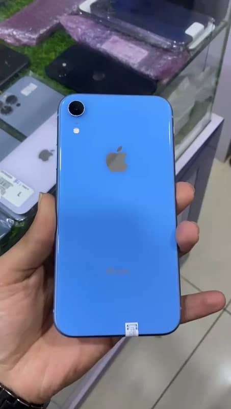 iPhone XR pta approved in Apple warranty 0