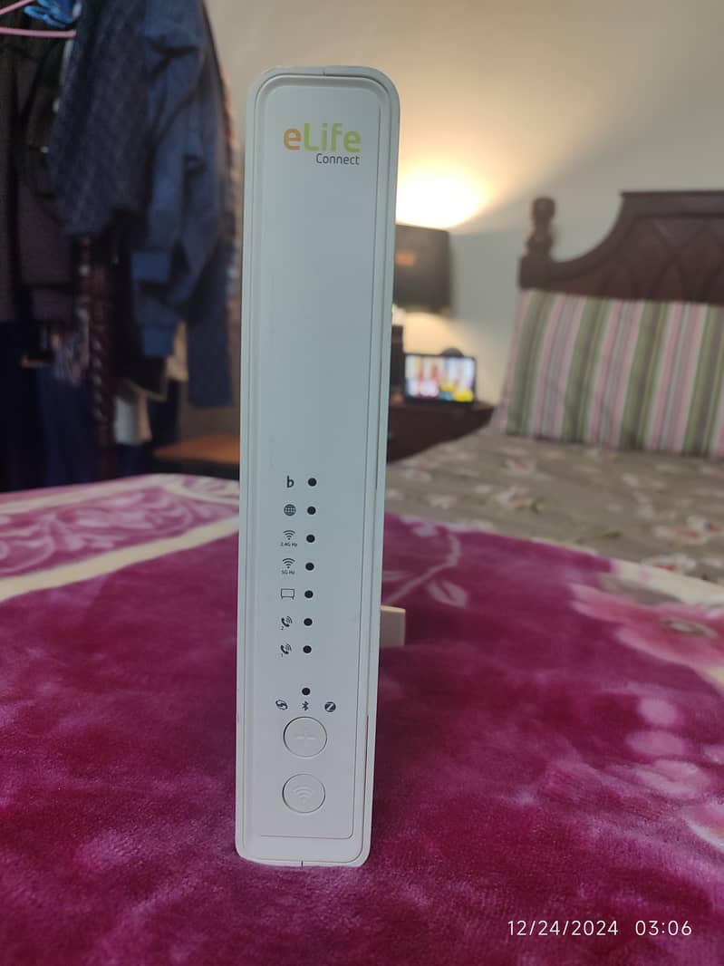 WiFi 6 Router - Arcadyan {Taiwanese} - 2.5GB Ethernet WAN + LAN Ports 1