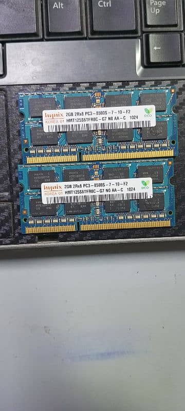 2gb DDR3 RAM 2 pieces good working condition 0