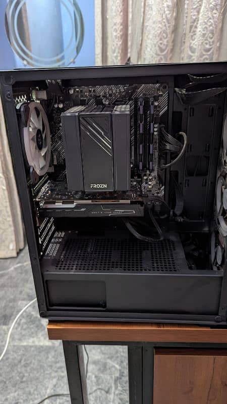 Gaming PC/ Discounted price needs to sell it now 5