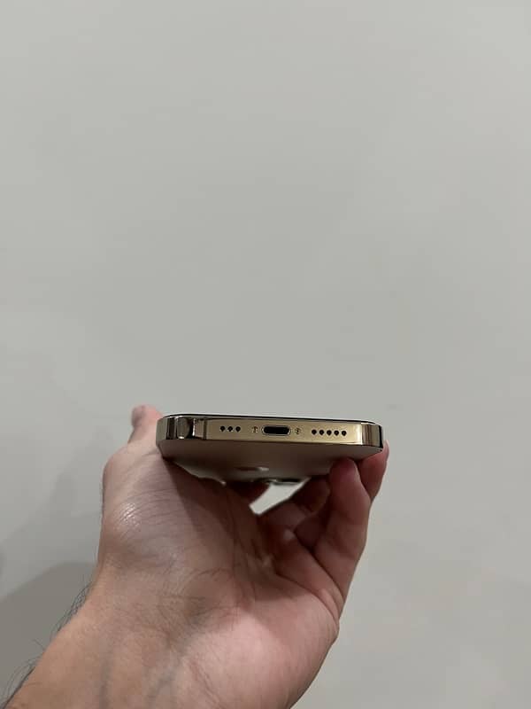 Iphone 12 Pro 128 GB PTA Approved Gold Colour 4