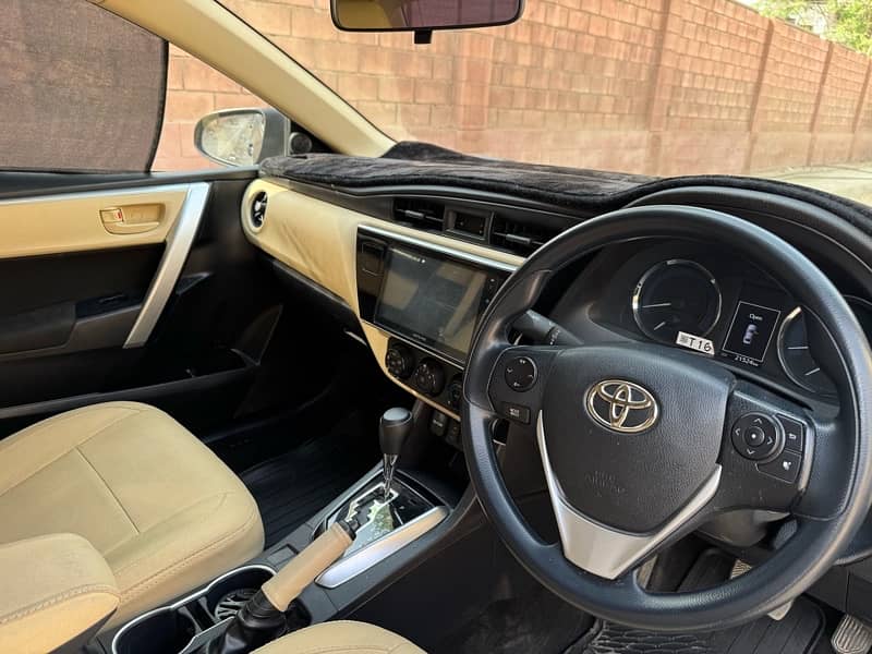 Toyota Corolla Altis 1.6 X 5