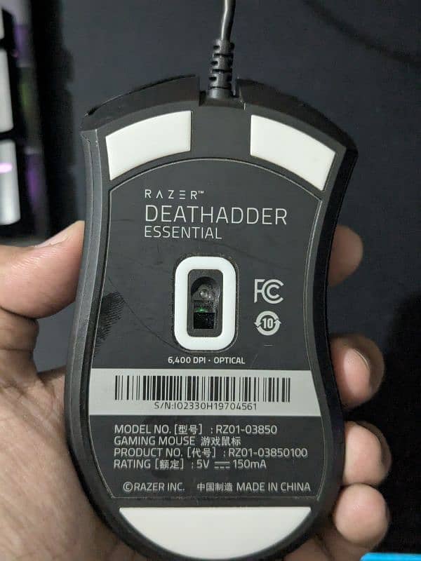 Razer deathader essential 6400 dpi optical 1