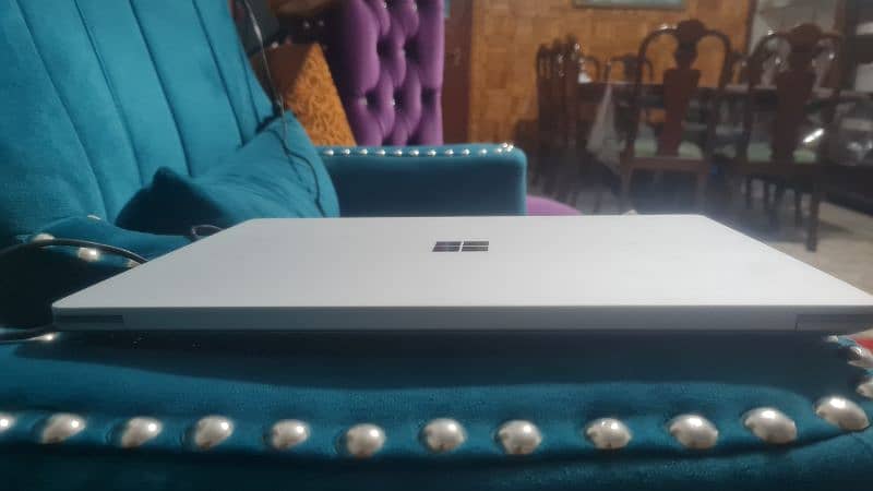 Microsoft laptop 2 gen 8 core i-5, RS: 65000 4