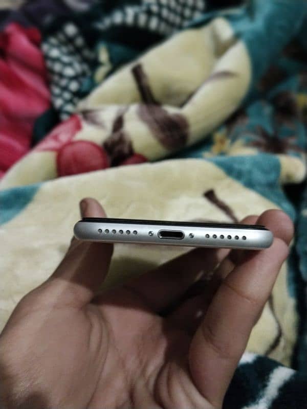 iphone se2020 non pta jv All ok urgent sale 3