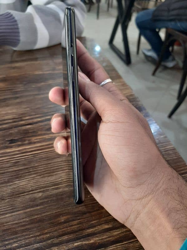 one plus 8 ,10/10 condition 2