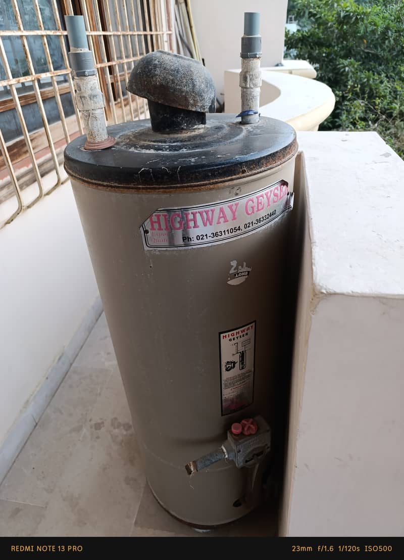 Geyser Good Condition 1