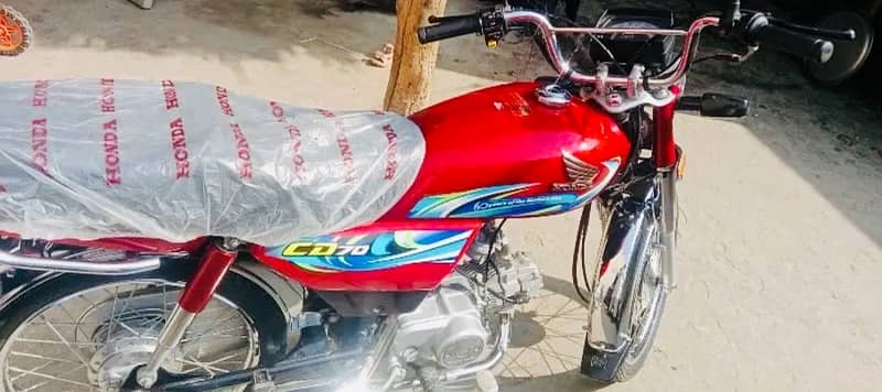 Honda Cd70model 2024 special red edition Hyderabad number 10