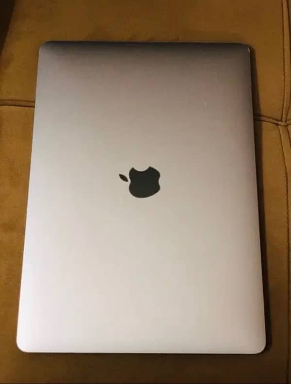 Apple MacBook Pro (256Gb) with box & charger Whatsapp(03274117805) 4