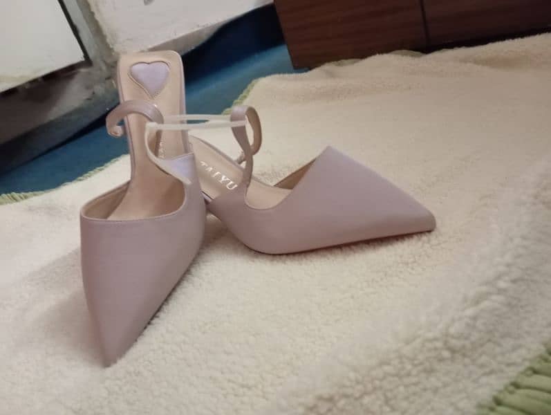 Taiyu (Dubai imported heel) 0