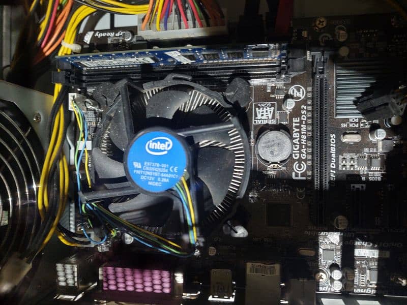 Selling my computer components 0